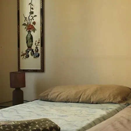 Urbinhouse بيت ضيافة