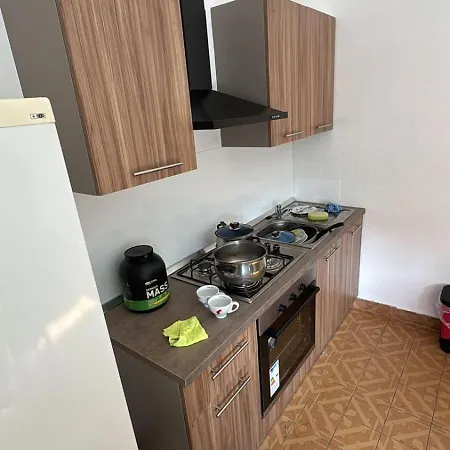 بيت ضيافة Urbinhouse أنكونا